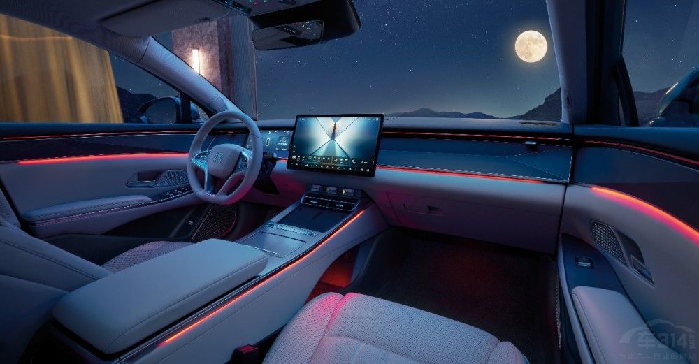 年輕人第一臺(tái)旗艦轎車 比亞迪漢L震撼上市 年輕人第一臺(tái)旗艦轎車 比亞迪漢L震撼上市