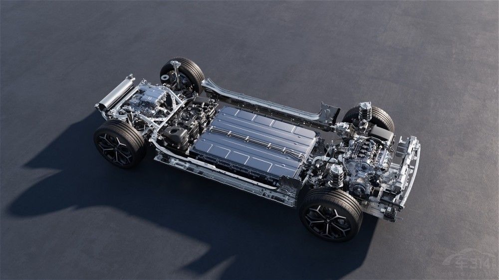 2026款深藍(lán)L07上市 全系標(biāo)配華為乾崑智駕 2026款深藍(lán)L07上市 全系標(biāo)配華為乾崑智駕