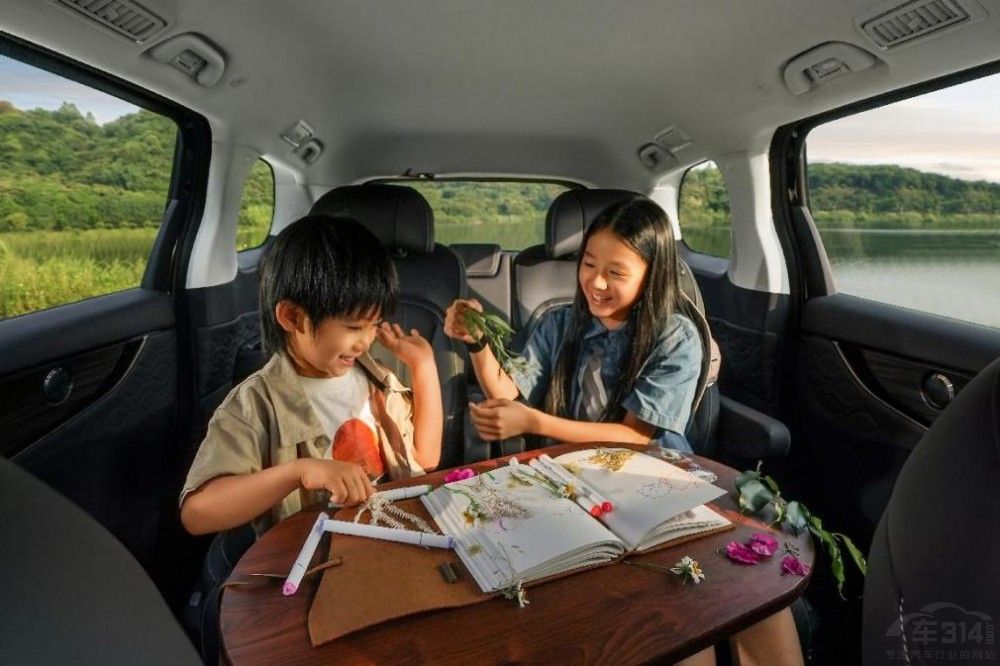 東風(fēng)星海V9越享系列上市補貼后14.99萬元起 東風(fēng)星海V9越享系列上市補貼后14.99萬元起