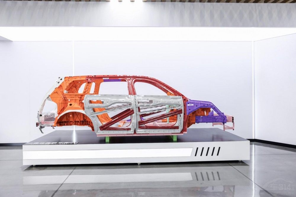 《張朝陽(yáng)的物理課》—新能源電池安全必修課 《張朝陽(yáng)的物理課》—新能源電池安全必修課