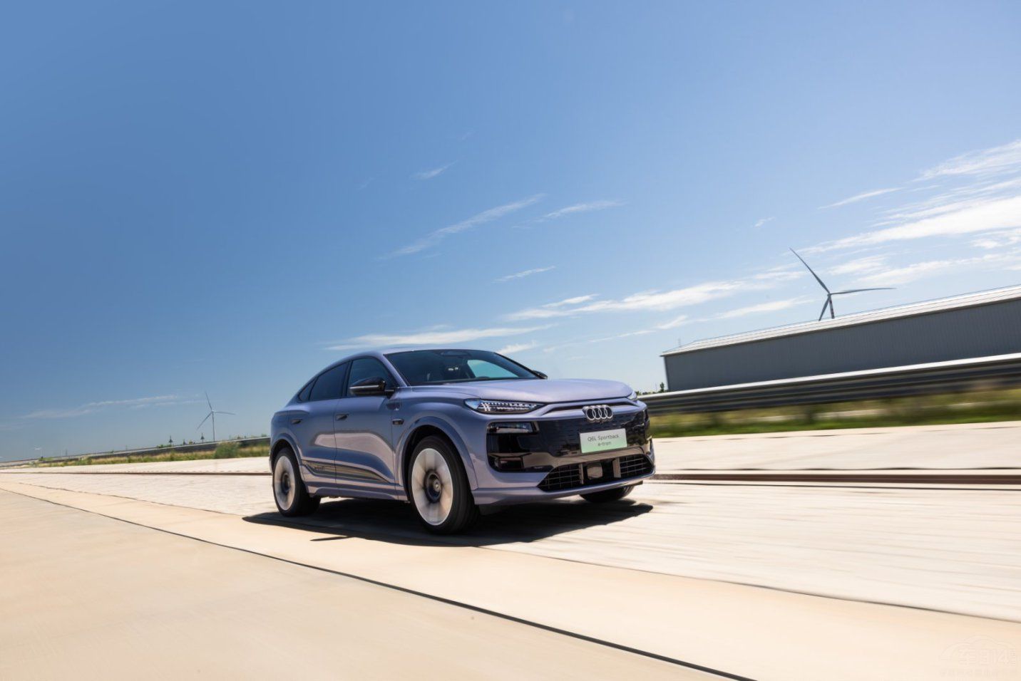 һWQ6L e-tron ƾԴЈ(chng)