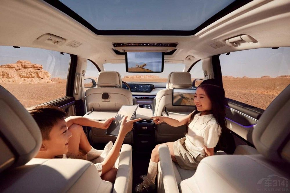 全家人的新能源頭等艙 最懂用戶的“真豪華” 全家人的新能源頭等艙 最懂用戶的“真豪華”