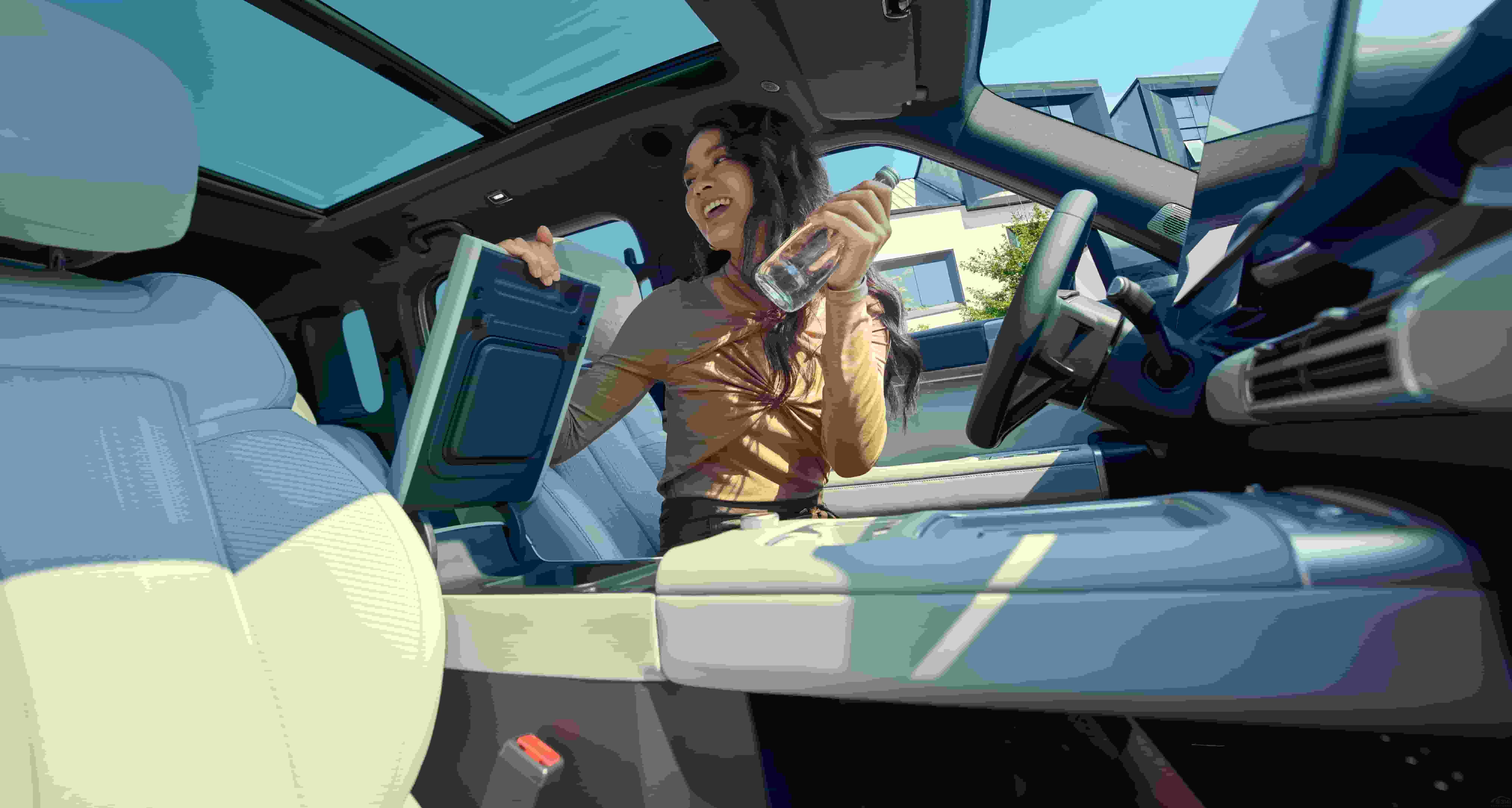 比亞迪“大五座天花板”方程豹鈦7火爆上市 比亞迪“大五座天花板”方程豹鈦7火爆上市