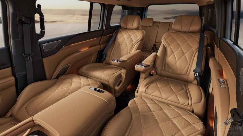 “鼎”立天地 秘境新生 仰望U8L鼎世版上市 “鼎”立天地 秘境新生 仰望U8L鼎世版上市